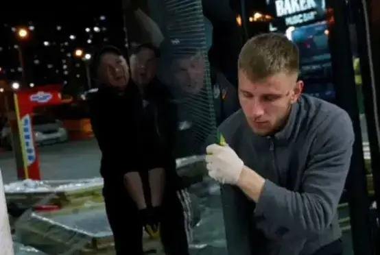 Подъём стекол, зеркал, стеклопакетов на этаж